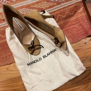Vintage Manolo Blahnik Pumps
